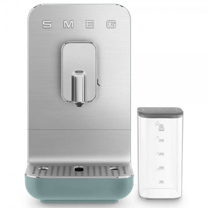 SMEG BCC13EGMEU Автоматична еспресо кафемашина