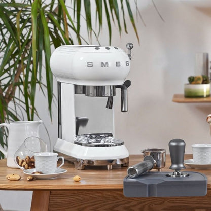 SMEG ECF01WHEU Espresso кафемашина