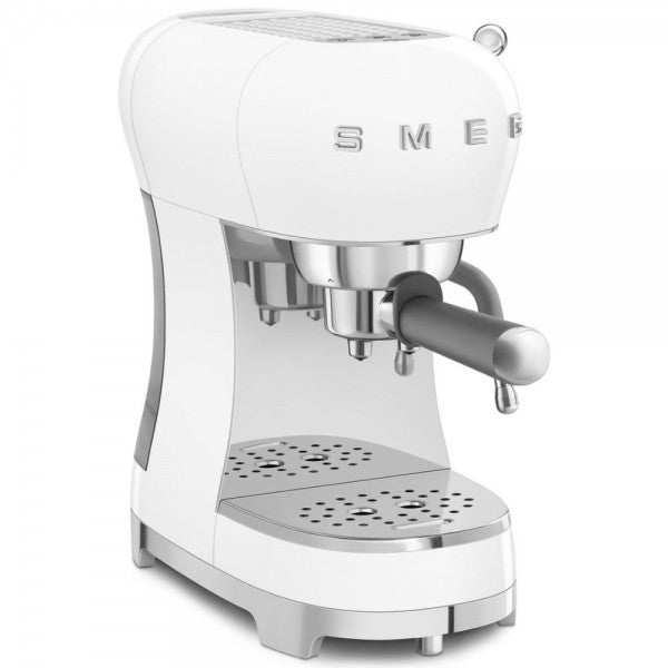 SMEG ECF02WHEU Еспресо кафемашина